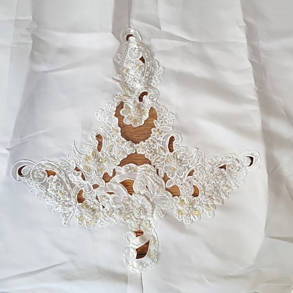 Removable Wedding Train - Picture 9 of 14